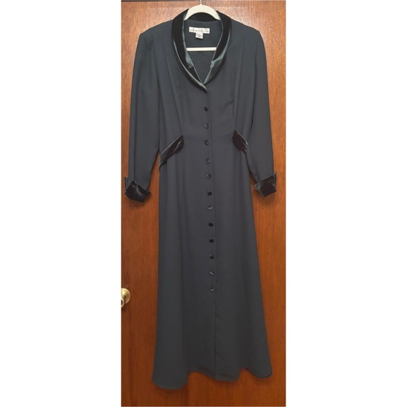 David Warren New York Dresses & Skirts - Vintage Green Long Sleeve Tailored Dress w/ Faux Velvet Accents